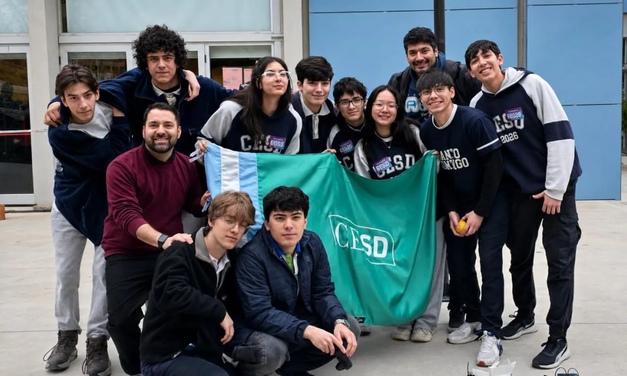 Estudiantes del nivel secundario representaron a CESD en una nueva edición de la Copa Robótica
